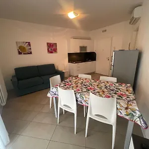  Apartment Marina - Agenzia Cocal